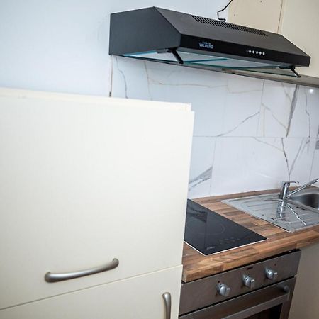 Agreable Chambre Sur Liege Avc Parking Et Wifi Gratuit Ngoại thất bức ảnh